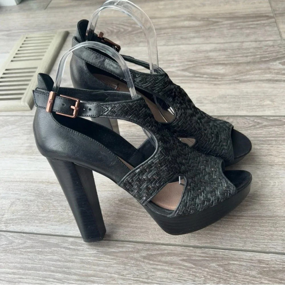 Elliot Lucca Bernadette Woven Leather T-Strap  Heels Size 9 - Picture 2 of 16